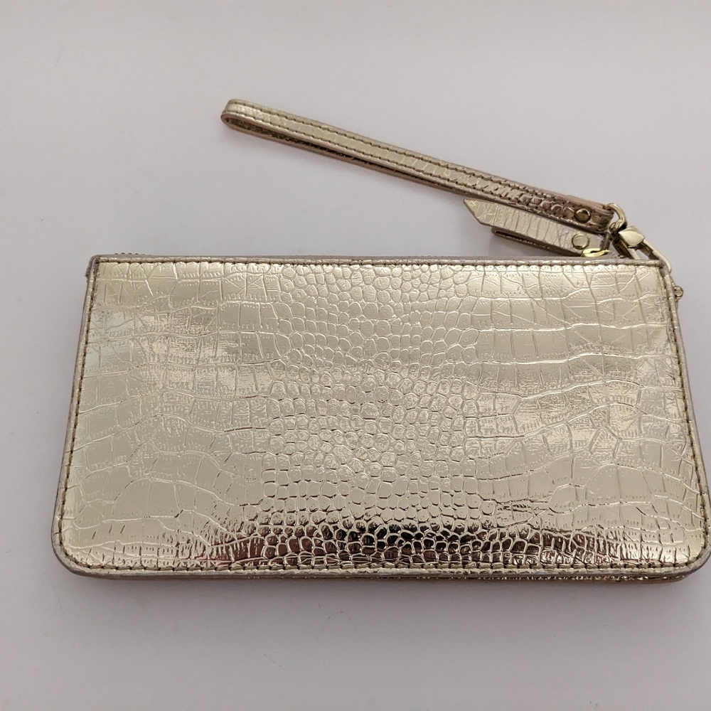 Lilly Pulitzer Gold Wristlet Wallet - BEAUTIFUL! - Picture 10 of 16
